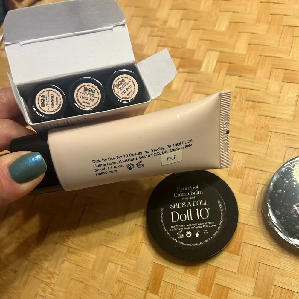 Doll10 Lipstick Trio, Foundation and Blush Set
